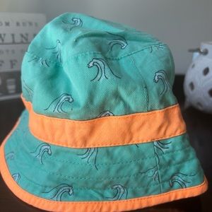 Boys Beach Hat - Barely Worn